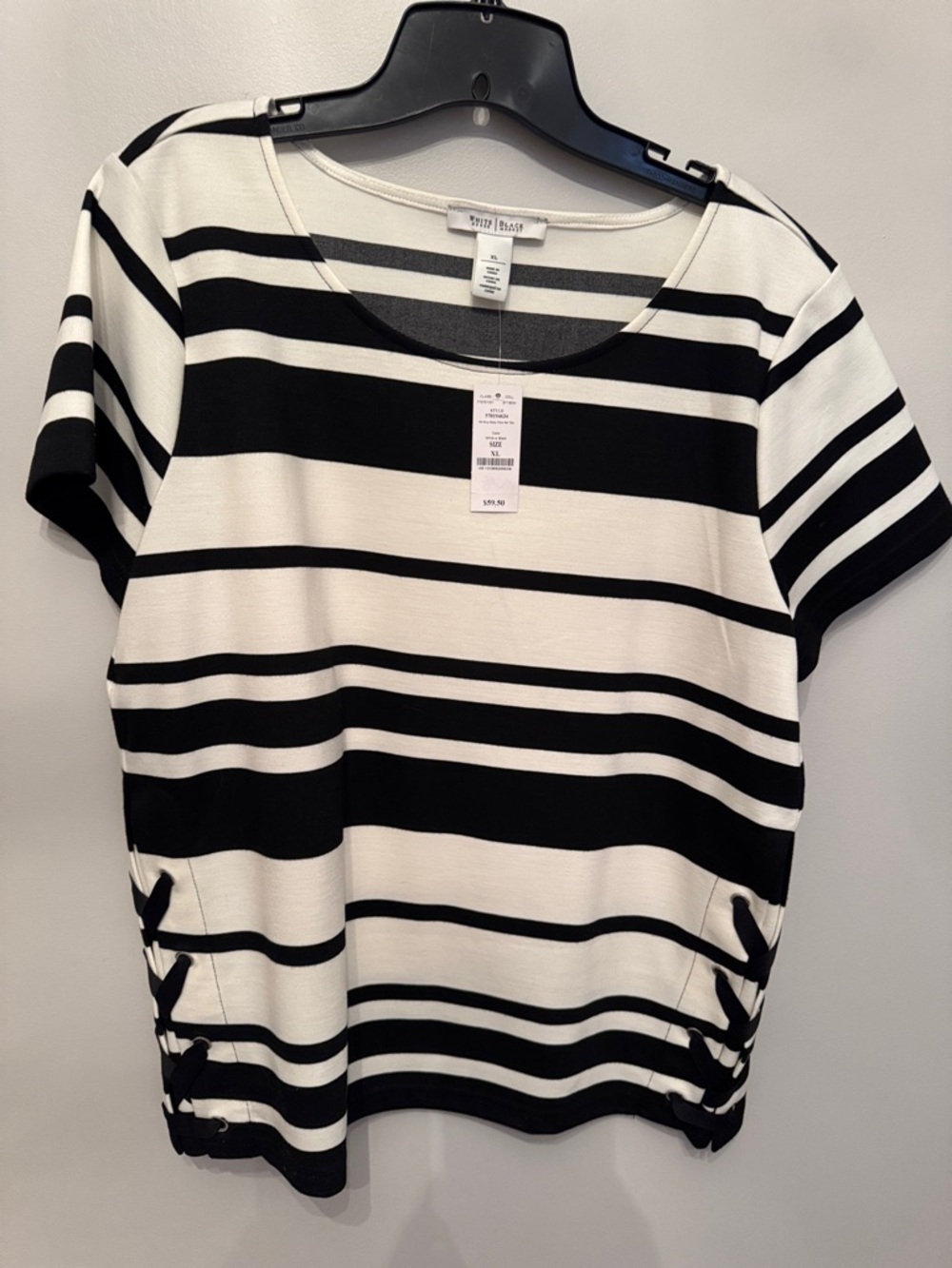 White House Black Market Top/white & black striped short  top
